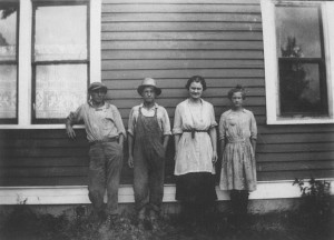 1921 or 1922 - Ansgar, Jeffery, Sophie, Nelma