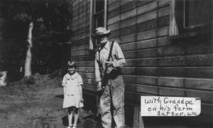1932 - Edward Gulleson with Ginny. I am assuming that Ginny (Kilde Lease) is 5 years old in this photo.